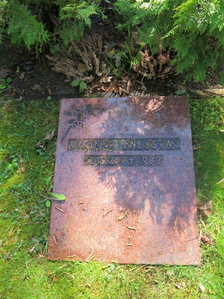 Grave number: HÖB 77    15