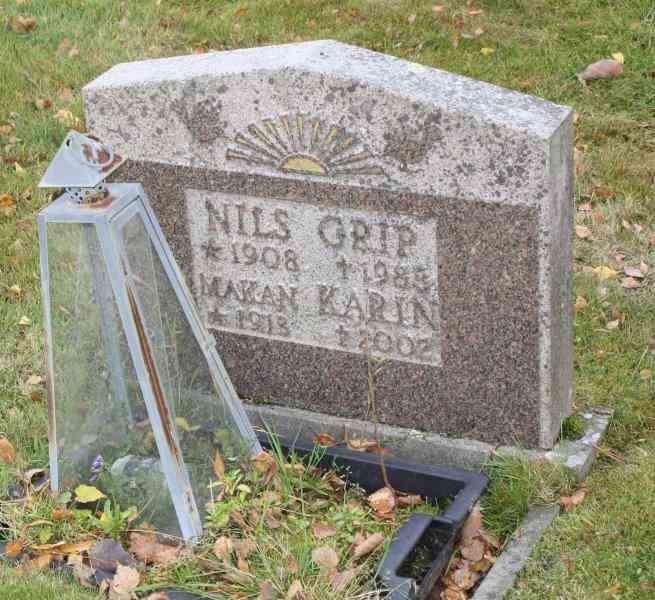 Grave number: 01 A   484-485