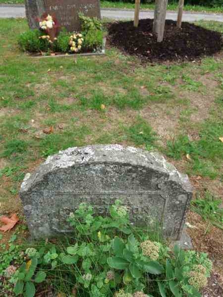 Grave number: 05 A   241