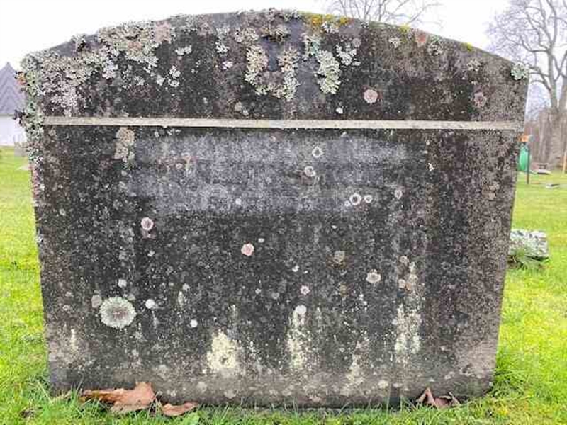 Grave number: 02 C    15-17