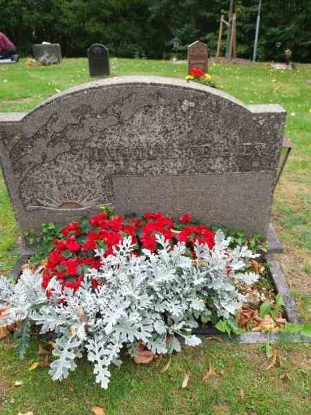 Grave number: 05 A   168-169