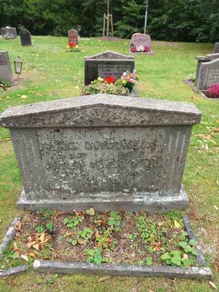 Grave number: 05 A   150-151