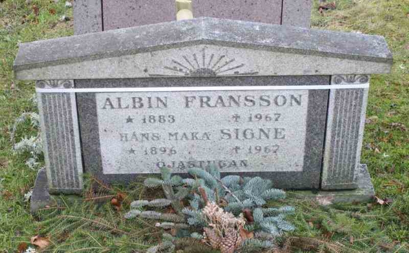 Grave number: 03 B   362-363