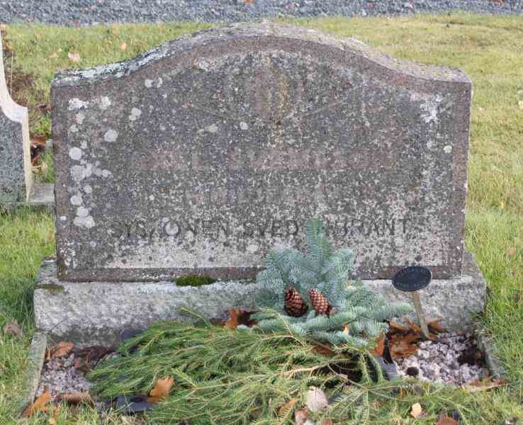 Grave number: 01 A  1327-1329