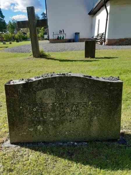 Grave number: 04 A   427-428