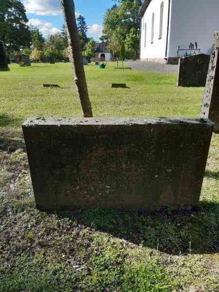 Grave number: 04 A   424-425