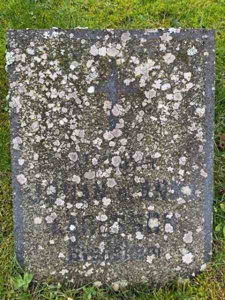 Grave number: 02 C    22