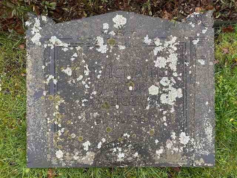 Grave number: 06 C   298-299