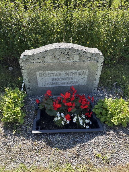 Grave number: 4 G GL   116-117