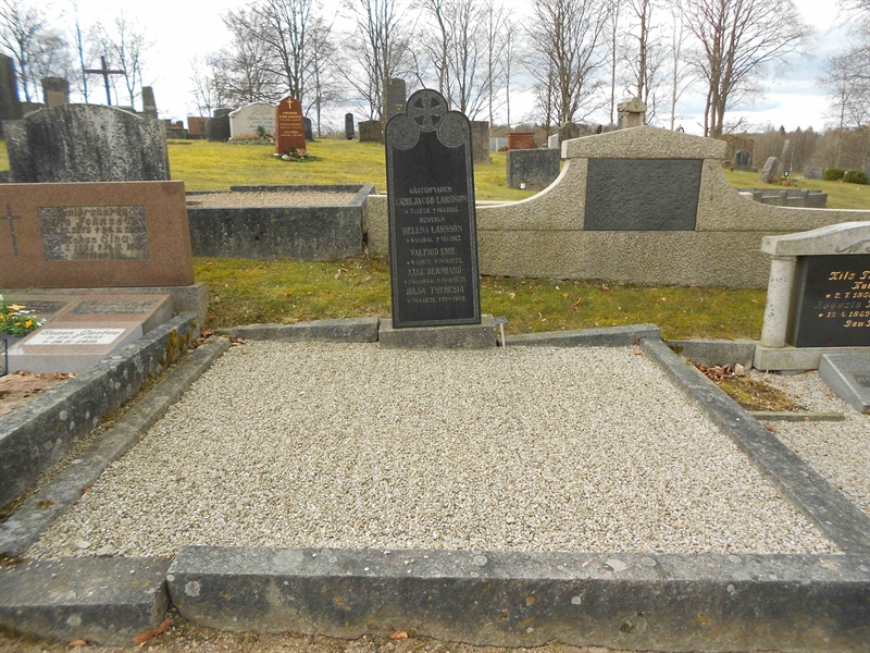Grave number: NÅ G4   201, 202