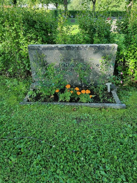 Grave number: 1 19   11