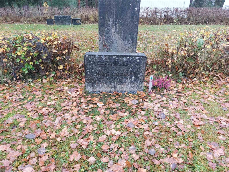 Grave number: RG B    62