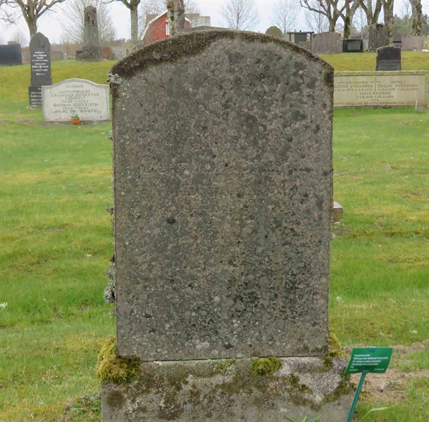Grave number: 01 B    75, 76