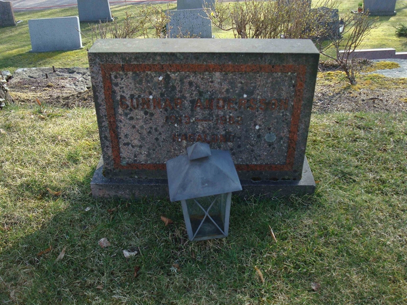 Grave number: KU 06    75