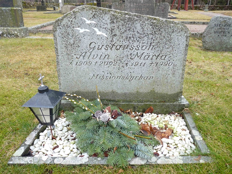 Grave number: SG 4   63