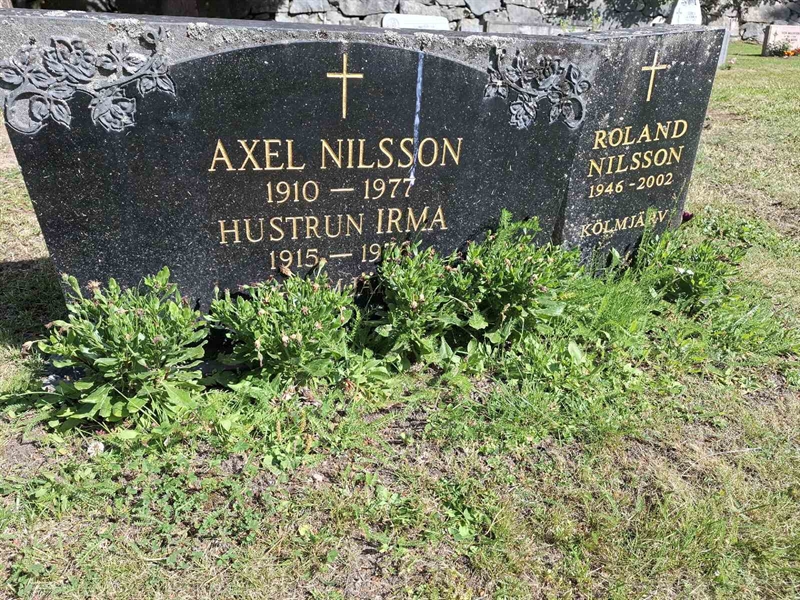 Grave number: 001 2   920