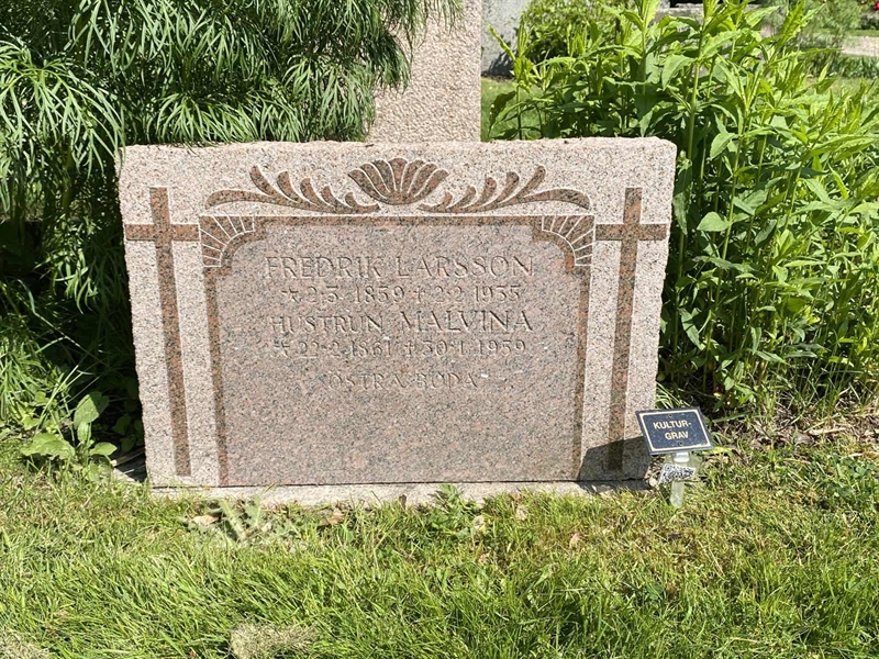 Grave number: 6 2   146