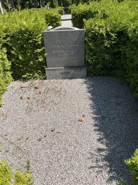 Grave number: NK VII    56