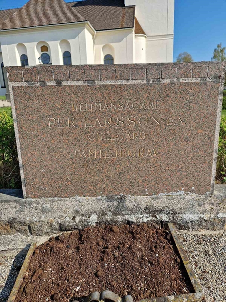 Grave number: 501 03 299-301