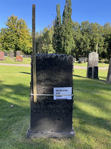 Hautatunnus: 05 03   143-145