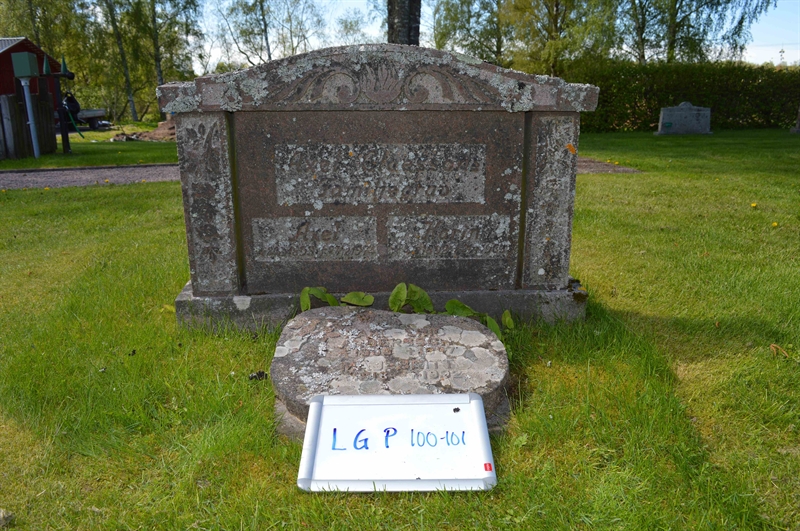 Grave number: LG P   100, 101