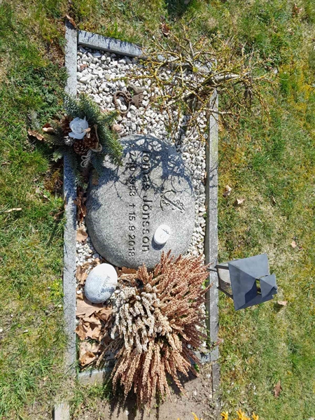 Hautatunnus: 20 N 75
