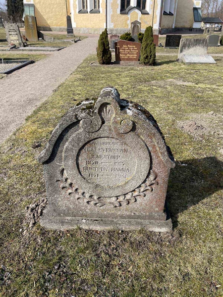 Grave number: VV C    19