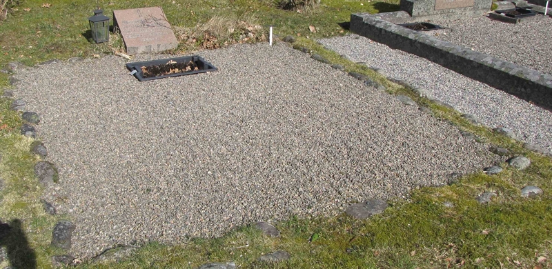 Grave number: HJ  1641, 1642