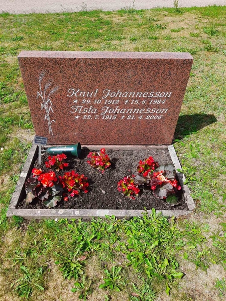 Grave number: M1 P    44, 45