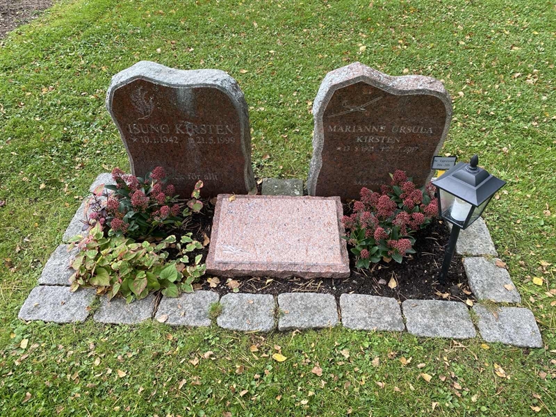 Hautatunnus: 2 C   204-205