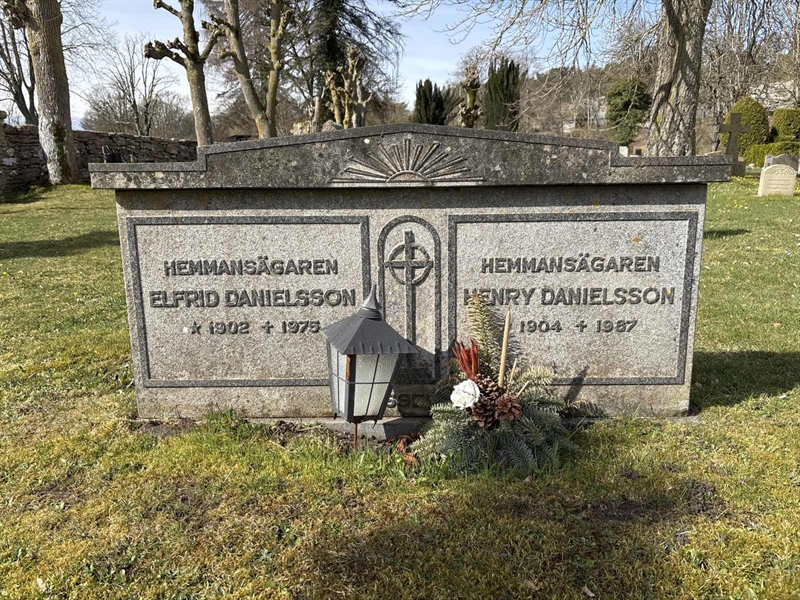 Grave number: LI 146