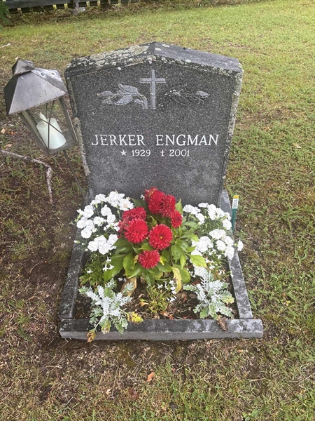 Grave number: 002 3  1096