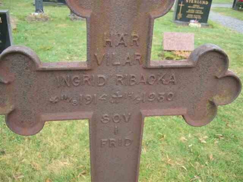 Gravnummer: 1 GD 04     35