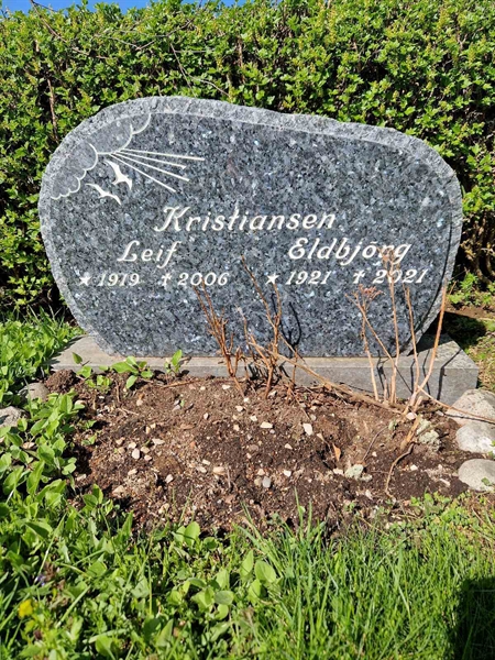 Grave number: 501 16 3117-3118