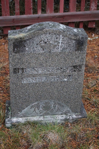 Grave number: S 1    8, 9