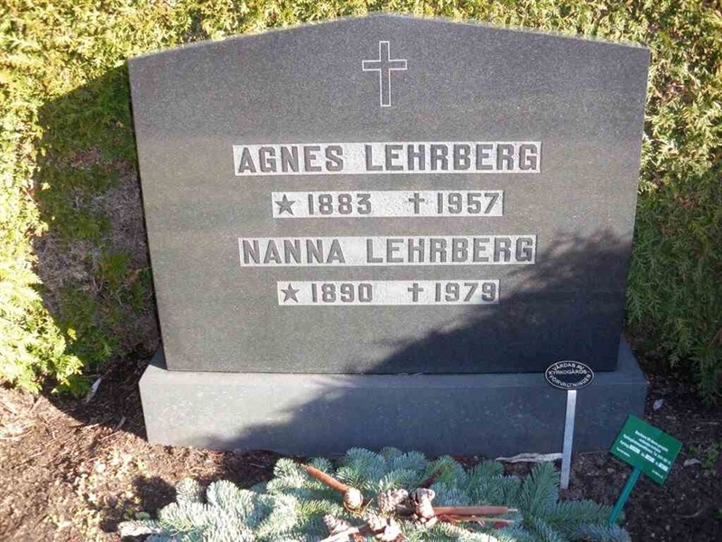 Grave number: HÖB 49     4