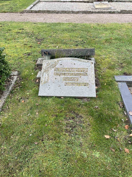 Grave number: VV F    18A