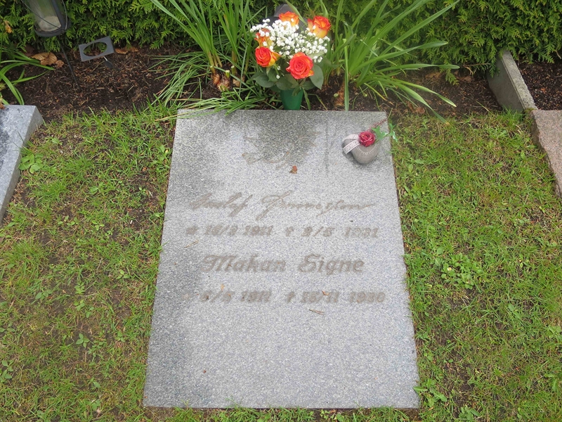 Grave number: HÖB N.UR   342