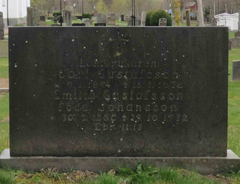 Grave number: 01 C    10, 11