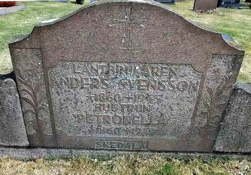 Grave number: SN B   108