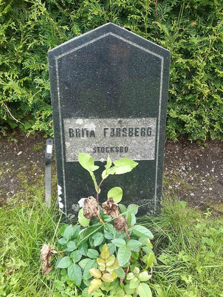 Grave number: 1 C   153