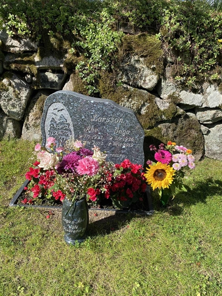 Grave number: 1 GaKy Kv09    53-54