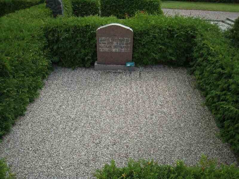 Grave number: VK IV    23