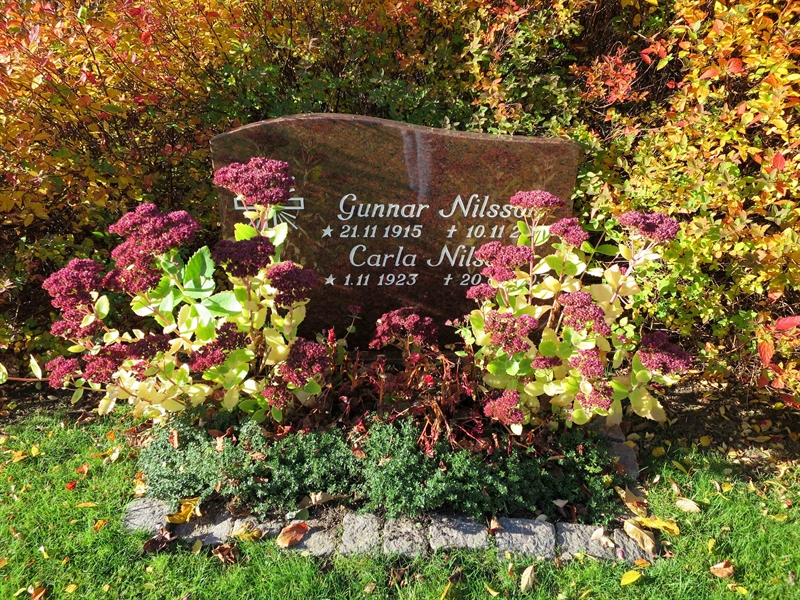 Grave number: HNB III    55