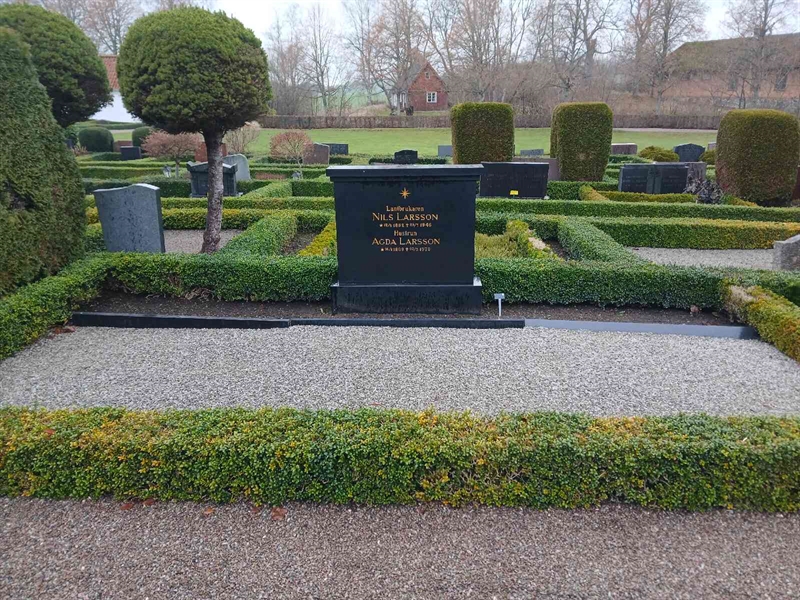 Grave number: Si J    90, 91, 92, 93