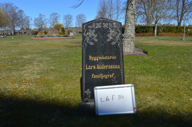 Grave number: LG F   114