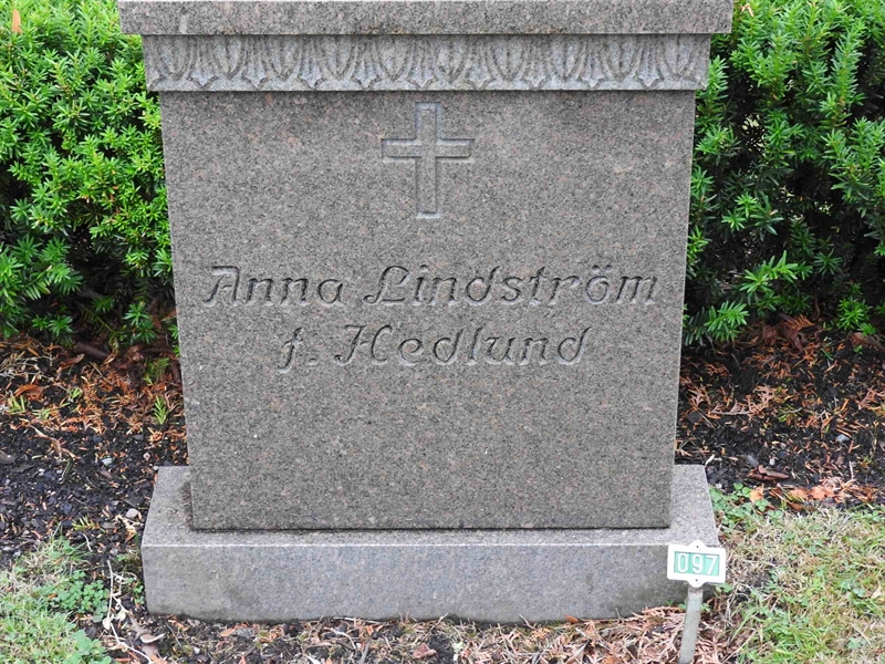 Gravnummer: BRO 2U C    97