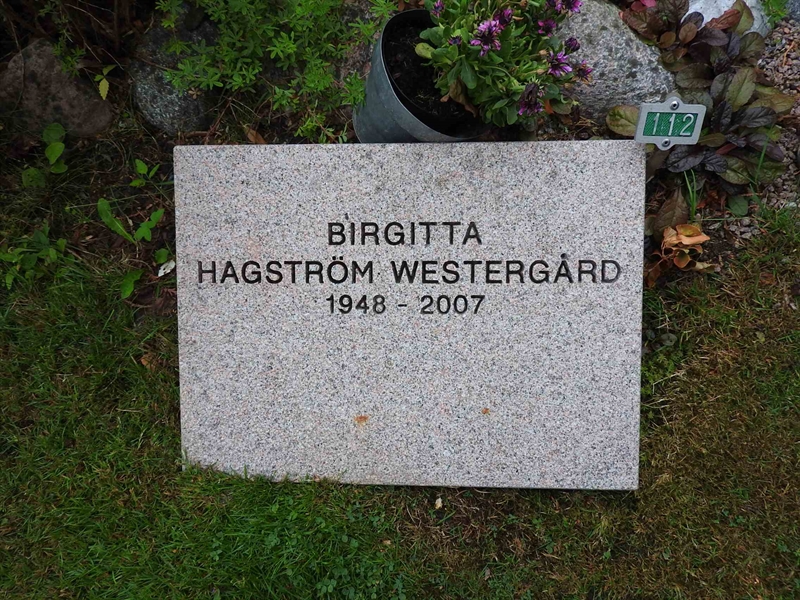 Gravnummer: BRO 2U D   112