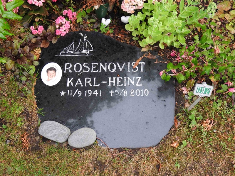 Gravnummer: BRO 2U D    92