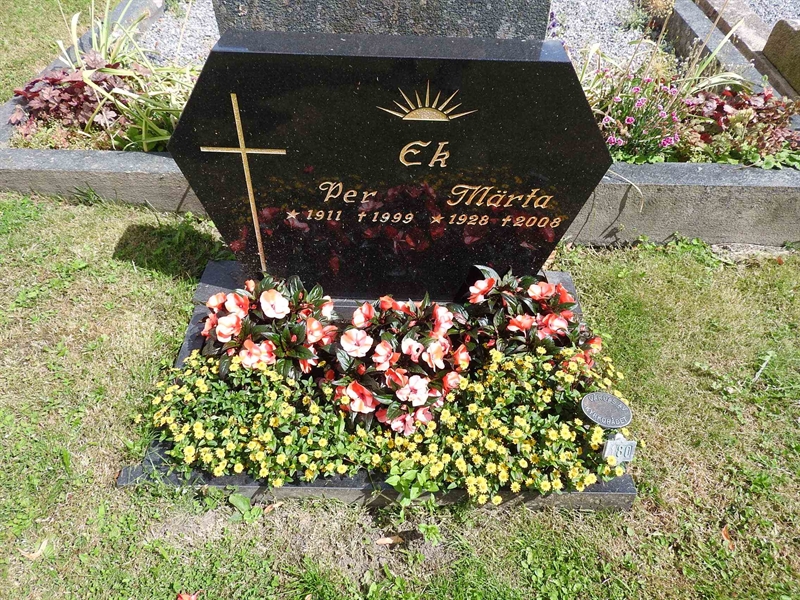 Hautatunnus: BRO 1   180